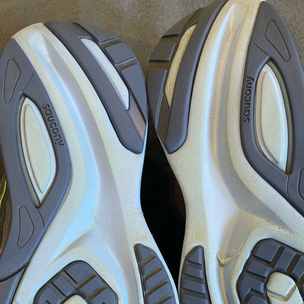 Saucony Guide running shoes women’s size 10.5 pre-owned condition - Picture 7 of 9